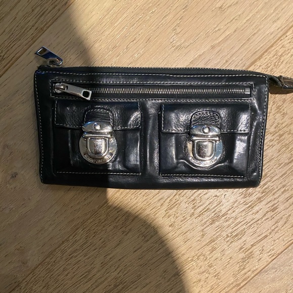 Marc Jacobs Wallet - Picture 1 of 3